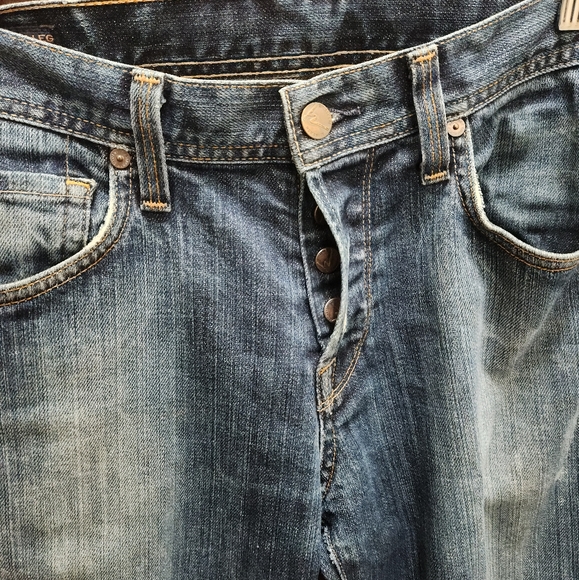 Mens Citizens of Humanity distressed jeans. - Picture 7 of 11